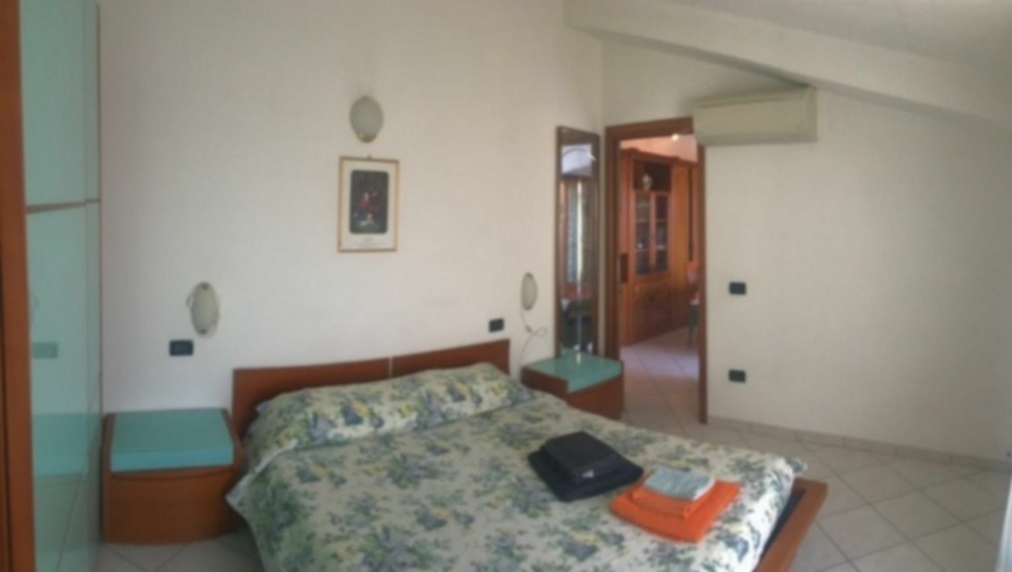 Sarno Apartments Caravaggio Sirmione Eksteriør bilde